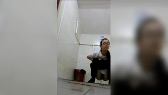 15350906 China Department Store Women's Toilet 1-3 screenshot 2