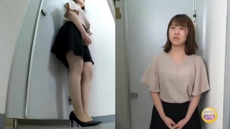 DLSL-402 04 Hidden camera footage in the office: Office lady gets lectured and wets herself 2 screenshot 1