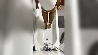 Pissomojado - Tub Time With A Stream screenshot 1