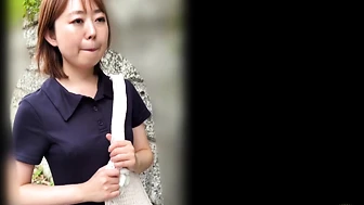 DLEE-866 03 Invitation on the street corner: Peeing during street snap photo shoot screenshot 3