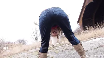 Licky Lex - Interrupted wetting screenshot 4