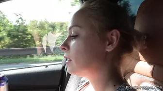 Naomi - Gas station wetting (011) screenshot 1