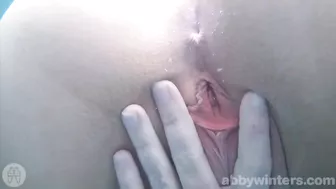 Ella C - Peeing outdoors screenshot 4