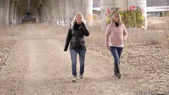 Maja Rosecka & Sandra Medecka - Walking the dog screenshot 2