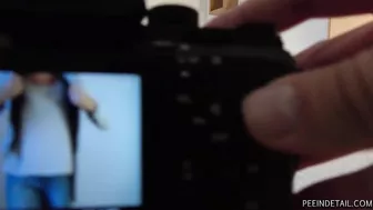 Valerie Janska - Uncomfortable photoshoot screenshot 2