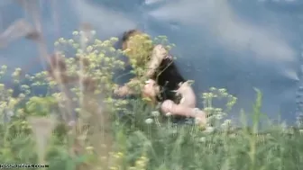 Pee Compilation 79 screenshot 1