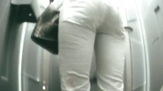Pee Compilation 93 screenshot 2