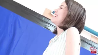 DLFF-218 01 Ladies standing piss! Shy urination in standing position VOL 2 screenshot 3