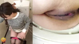 DLEE-295 01 Unique urination records. Female toilet voyeur screenshot 3