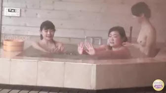 DLSL-074 04 Students having fun and pissing during school trip in onsen. VOL. 1 screenshot 2