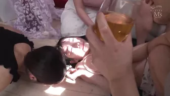 MVSD-390 Super Hardcore Yurin Lesbian Party-longing Hazuki Is A Transformation Masochi Mistress Who Is Drunk Peeing screenshot 1