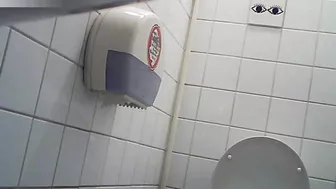 Student toilet compilation 12 screenshot 4
