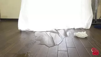 DLFF-381 01 The door facing the street was opened and a white curtain was set up. She was asked to stand and pee like a boy screenshot 1